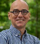 Associate Professor Sandro R. Barros